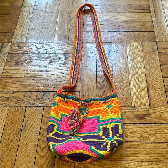 Bucket Bag - Picture 3 of 3